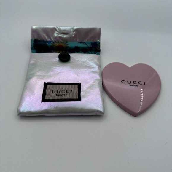 Gucci Heart Shaped Mirror Pink Novelty Item New in Original Packaging Great Gift - Picture 1 of 8